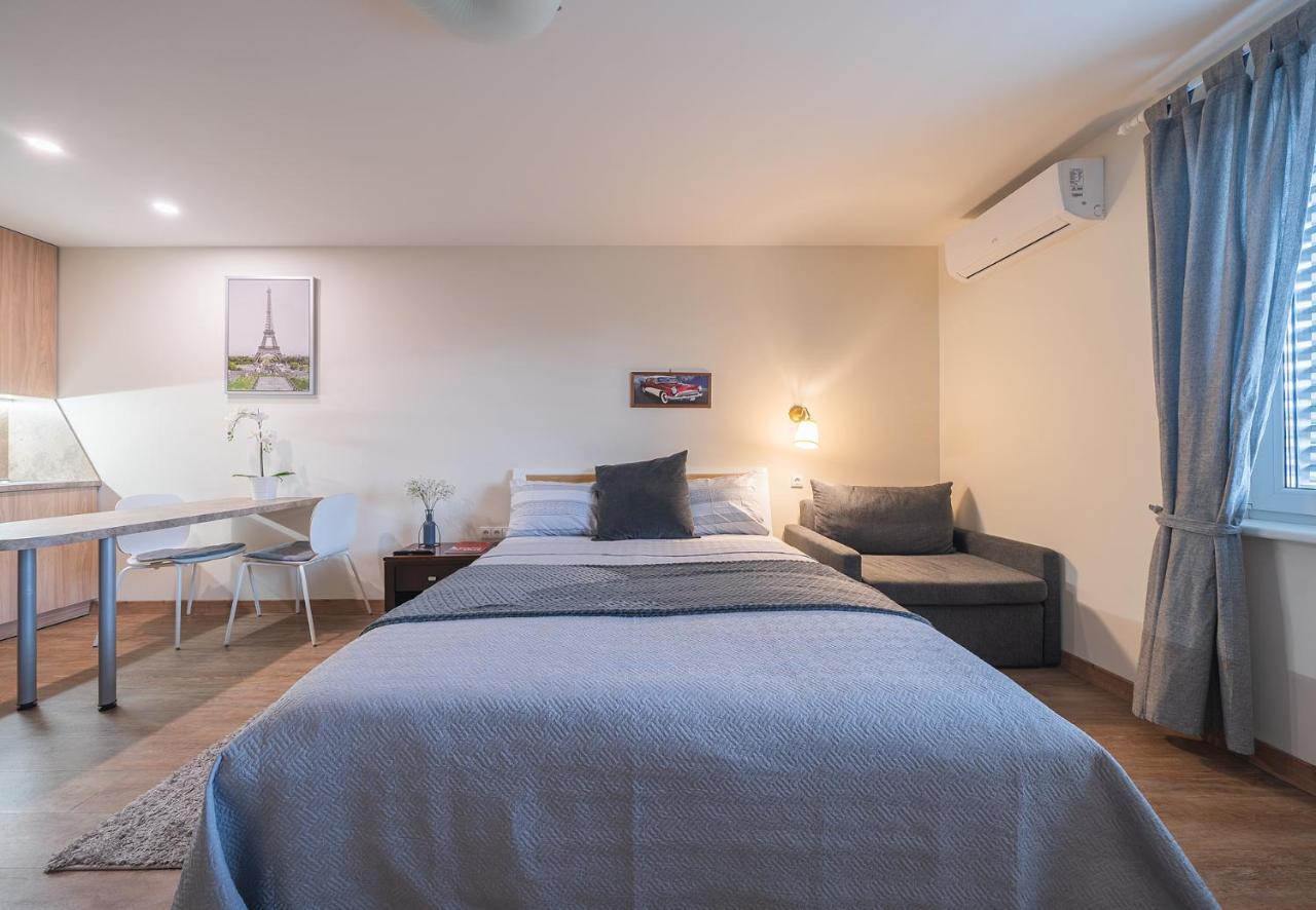 Gyneju Self Check-In Apartments VNO Exteriér fotografie